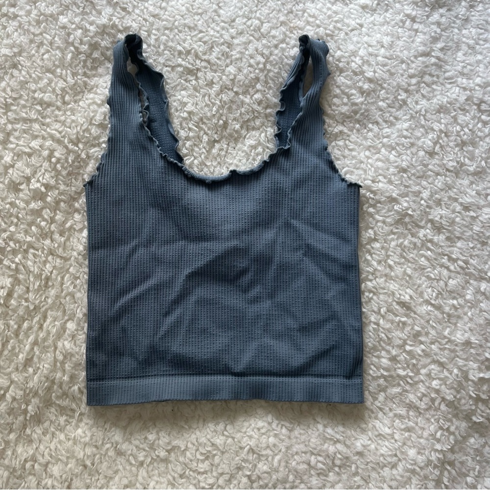 NIKIBIKI Women’s Seamless Lettuce Edge Crop Top